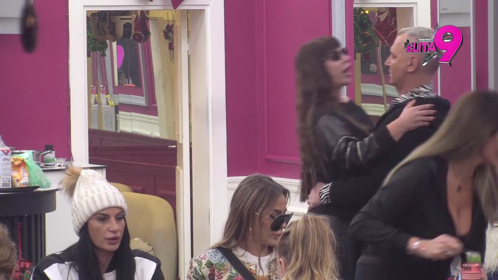 Dva puta me lizao dole: Miljana progovorila o vreloj akciji sa Asminom, on prebledeo kao krpa (VIDEO)