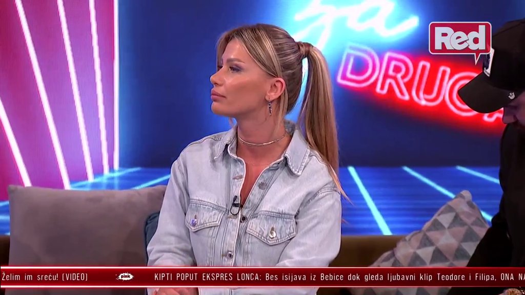 KASPER PRE MINE LUDO VOLEO BIVŠU UČESNICU ZADRUGE, a sad je ona prvi put iznela datalje njihove ljubavi, priznala da je trpela TORTURU, pa se oštro obratila pevačici: Trebalo je da ispadne gospođetina! (VIDEO)