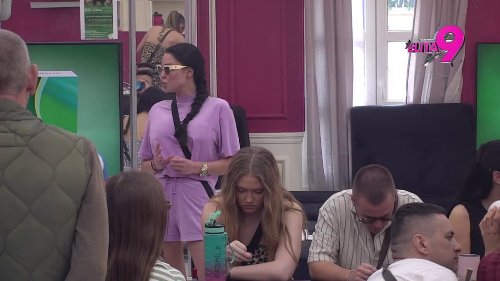 Njene emocije su očigledne! Filip uveren da je Maja odlepila za Asminom, ona skočila kao oparena (VIDEO)