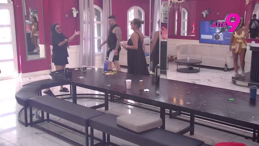 Tenzija se ne smiruje: Kačavenda se lavovski bori da dokaže da ne pije alkohol, ali uzalud (VIDEO)