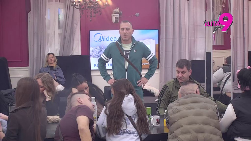 Šok preokret: Nerio jedva doneo odluku da navede Aneli na anketu, ona odmah reagovala! (VIDEO)