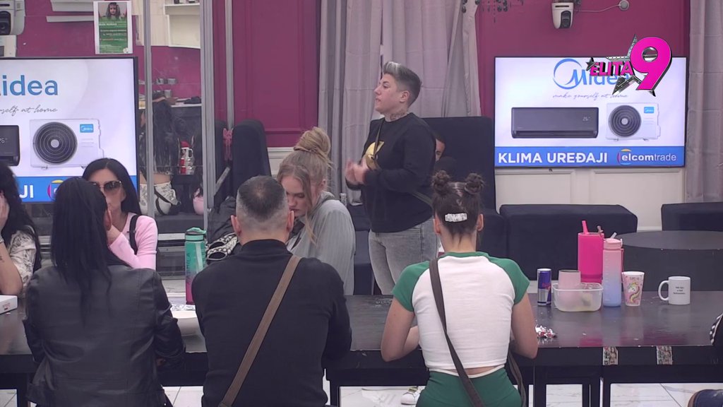 ONA NJEMU DAJE NADU: Matora otkrila kakvu igru igra Teodora Delić sa Bebicom, on se nada pomirenju? (VIDEO)