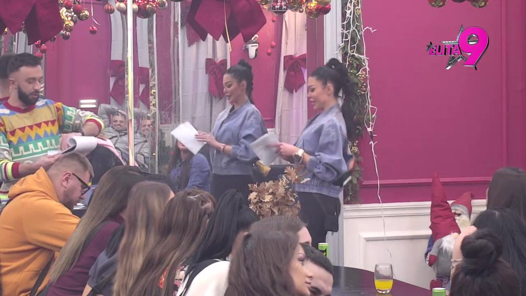 Pa ovo nema nigde! Ako pitate Maju, Kip Slobode su iz Njujorka premestili u London (VIDEO)