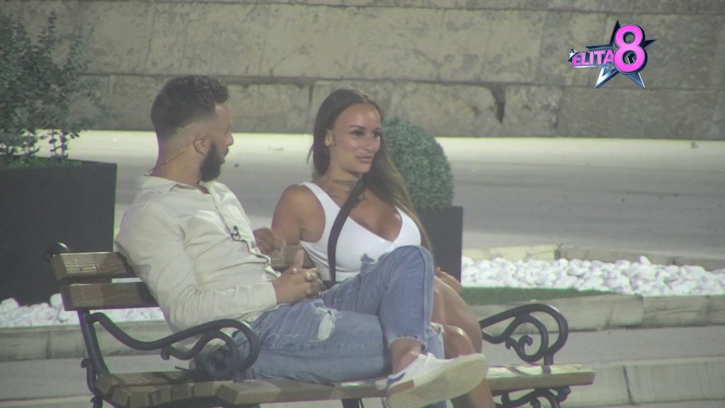 Čudim se kako je ona dostojanstvena ispljunula onakve uvrede: Teodora razotkrila Sofiju Janićijević do srži, pa zauzela Anđelinu stranu! (VIDEO)