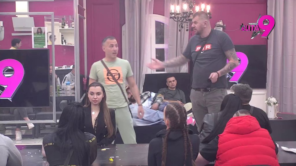 Iskren do koske! Janjuš žestoko zamerio Mikiju bliskost s Aneli, učesnici ga podržali (VIDEO)