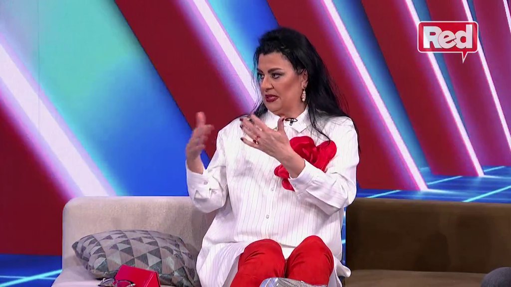 Saška Karan reže kao žiletom! Žestoko osudila Jovanu pevačicu zbog ponašanja: Ponizila je sebe, svoje roditelje i ceo ženski rod! (VIDEO)