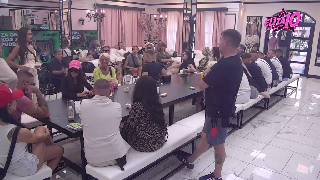 Šta se dešavalo između Anđele i Sukija? Ivan je pitanjima saterao u ćošak, priznala da li bi zbog Gastoza stavila tačku na odnos sa Carem! (VIDEO)