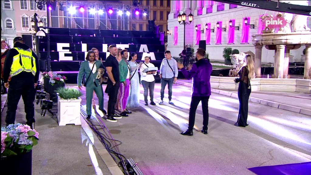 Bez dlake na jeziku! Anđelo otkrio kako gleda na Anitine suze na njihov ljubavni klip, Sara priznala da se dopisivala sa Gastozom (VIDEO)