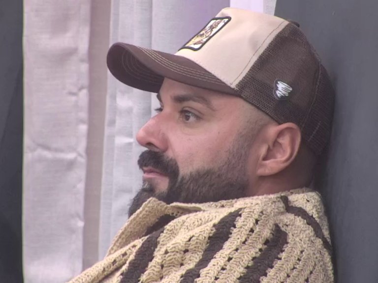 PRE BIH MAJU ZA SNAJKU NEGO ANELI! Lukin otac Bajo prekinuo ćutnju i zasevao poput groma: Od Ahmićke NEMA VEĆEG DNA, mog sina rijaliti radi kao NARKOMANA DROGA!