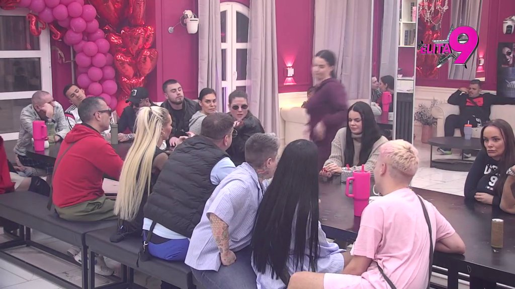 DALI SVOJ SUD! Učesnici imenovali osobe za koje misle da su najzaljubljenije, Asmin uveren da je Milena luda za Janjušem! (VIDEO)