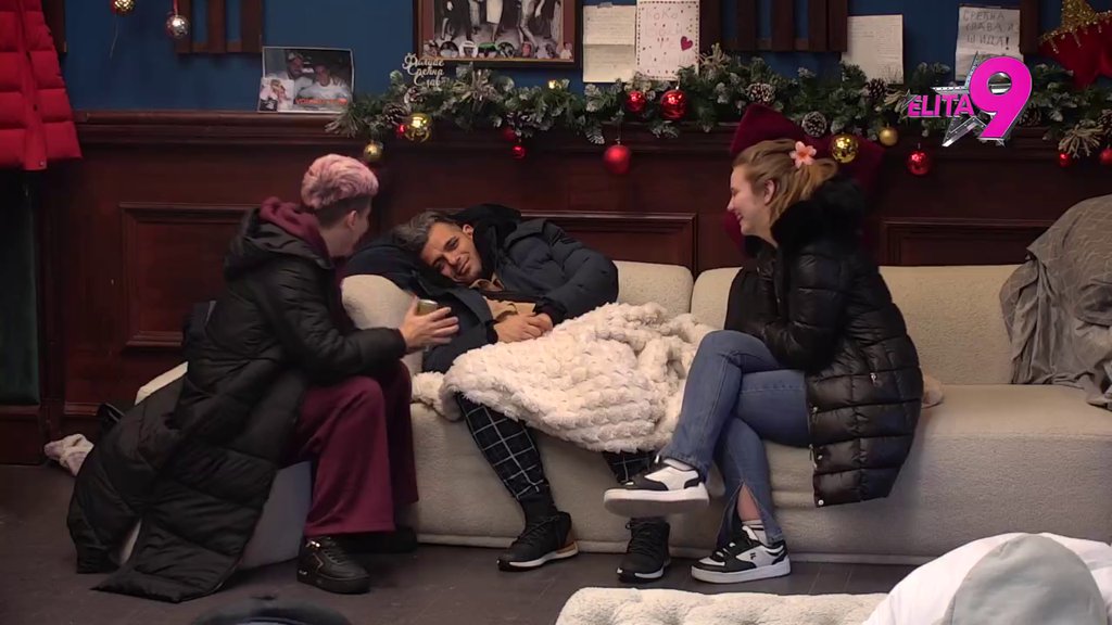 Pao u očaj: Boru pojeo blam zbog sinoćnog haosa, Uroš pokušava da ga izvede na pravi put! (VIDEO)