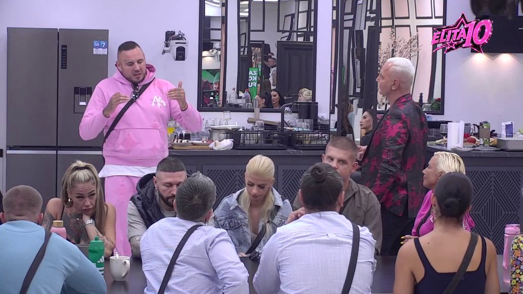 Sudo mi je rekao da je on plašljivi miš: Car progovorio o pozivu sa Asminom, detaljima HAOSA u Crikvenici, pa priznao: Nek dođe da mu pokažem šta je MALTRET (VIDEO)
