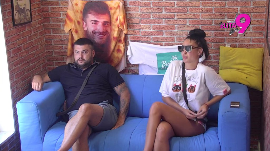 ŠTA DA OČEKUJEM OD SEVOJKE KOJA IMA ODNOSE SA STARIJIM ČIKOM ZBOG PUNOG FRIŽIDERA?! Maja kao nikada do sad slepila Sofiju za samo DNO, nakon ovih reči joj neće biti dobro! (VIDEO)