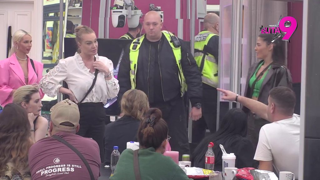 ŠOK! Anđelo urnisao Boginju i Saru, nazvao ih ULIČARKAMA, Iva raskrinkala sve (VIDEO)