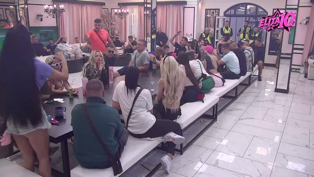 Dao je naš intiman snimak ljudima da gledaju! Poršelina i Terza zagrmeli jedno na drugo, trese se Bela kuća (VIDEO)