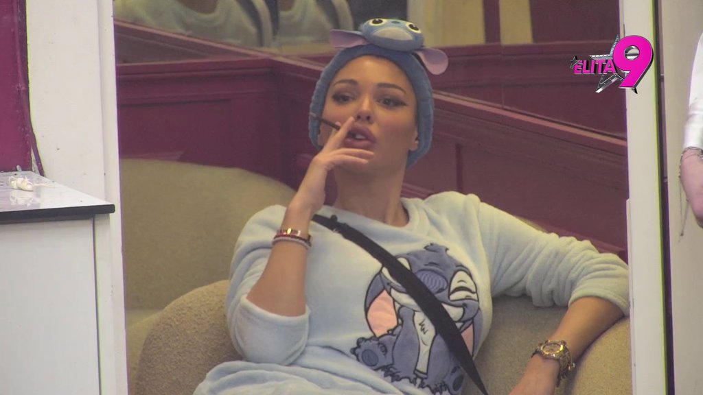 On je najveći ološ, a od njih se ne zna koja je veća dr*lja: Bebica sve frustracije istresao na Filipa, pa kanaljenjem Aneli i Maje unakazio samo Teodoru! (VIDEO)