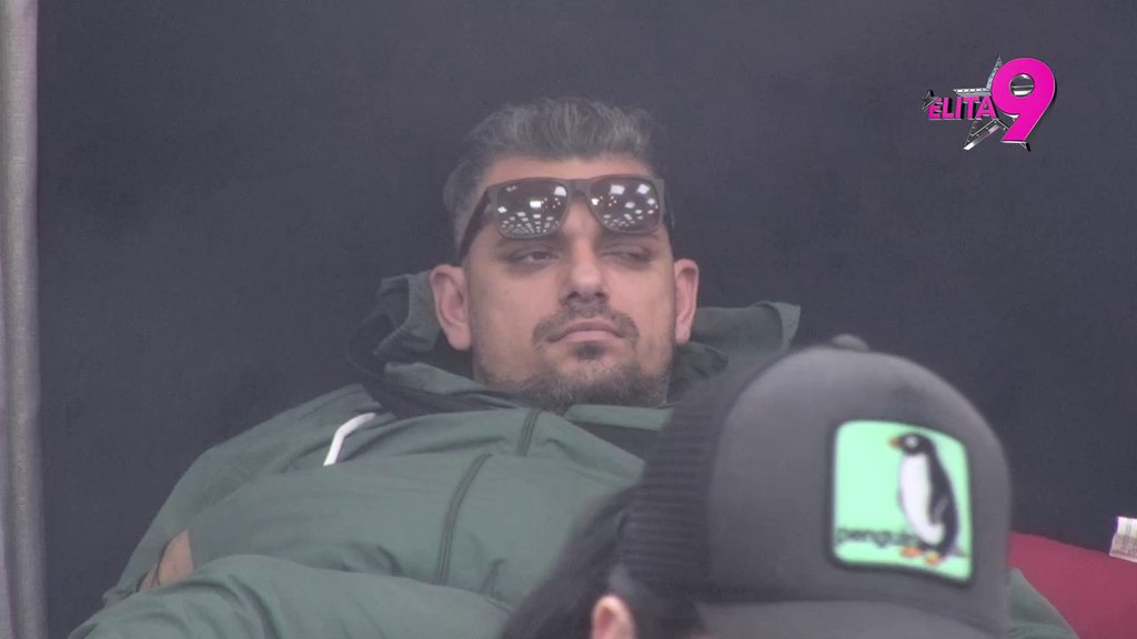 Mislim da je bila sa Reljom: Mića unakazio Luku Vujovića, on pred svima ukanalio Anitu! (VIDEO)