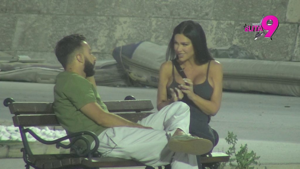 HOĆE DA MI UNIŠTI IME! Stanija ubeđena da Asmin njenim degradiranjem spinuje priču sa svojih prljavština! Nije štedela ni reči na račun Tamare PR: Na šta je spala... (VIDEO)