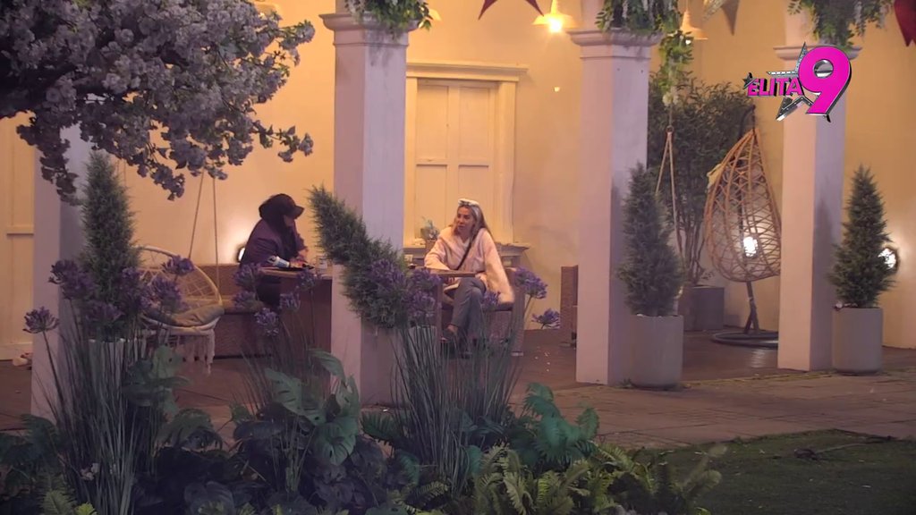 NJIH DVOJE JE IZBACE IZ TAKTA: Aneli priznala koje takmičare ne može da smisli, odmah ih prozvala (VIDEO)