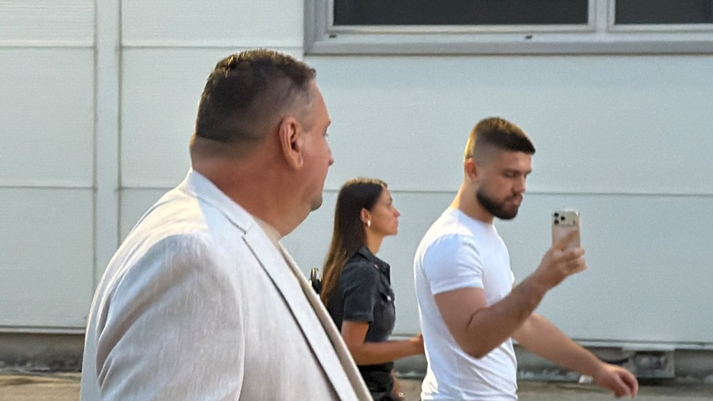 TAKI BESAN KAO RIS STIGAO NA SUPERFINALE U ŠIMANOVCE: Naoštrio se za suočavanje sa Asminom i Stanijom (FOTO+VIDEO)