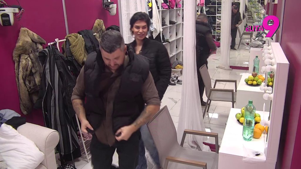 Malo sam popila, pa bih se topila: Mini i Alibabi popustile kočnice, smišljalu pakleni plan za još alkohola! (VIDEO)