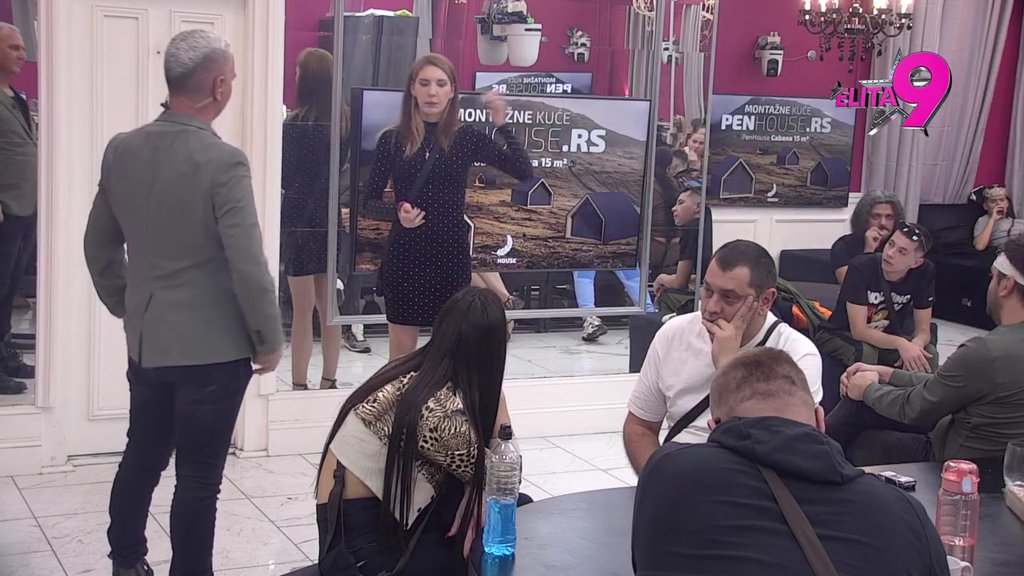 NIKICA NAS JE SPASIO: Hana otkrila kako je Sita ucenjivala Neria, progovorila o njegovom detinjstvu: BIO JE DADILJA DA BI ONA UŽIVALA (VIDEO)