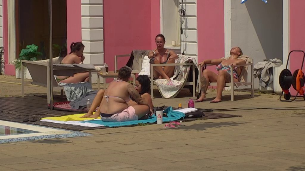 Matora samo razmišlja o pokojnoj majci: Priznala da je često sanja, Kačavenda joj otkrila kroz kakav pakao je ona prošla! (VIDEO)