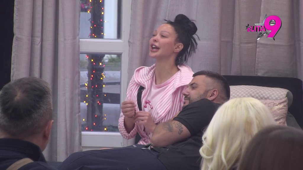 ŠOK! Asmin se hvalio Maji kakav je odnos imao sa Aneli, ona joj otkrila sve priče o njegovim masažama (VIDEO)