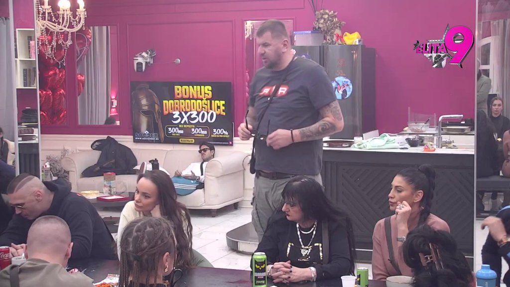 Matora na stubu srama: Zbog izdaje Janjuša popila osudu takmičara, Bora skočio kao oparen da je ponizi! (VIDEO)