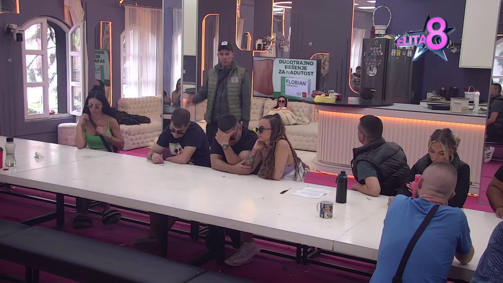 Kad bi Zlata došla ovde ja bih pobegla: Peja pročitao Enu kao knjigu, njoj proradio BLAM zbog svih bljuvotina koje je izrekla! (VIDEO)
