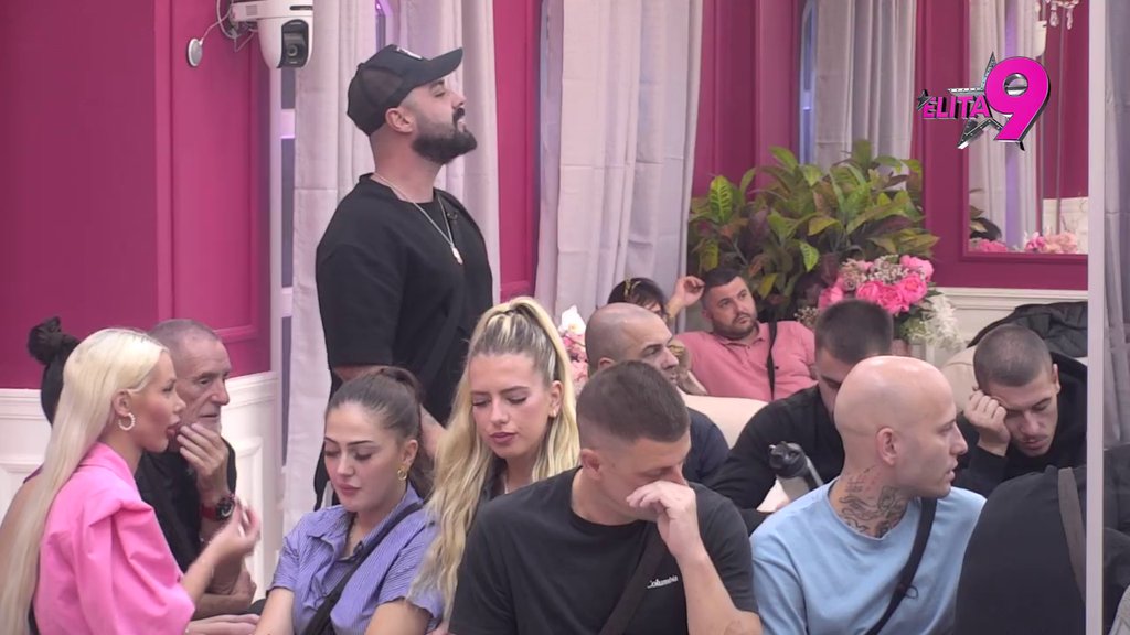 Kolo sreće se okreće! Maja urnisala Janjuša i Aneli, stala uz Luku, Vujović razotkrio košarkaševe provokacije: Objavite šta je uradio, kačio je Sandru dok sam bio s njom! (VIDEO)