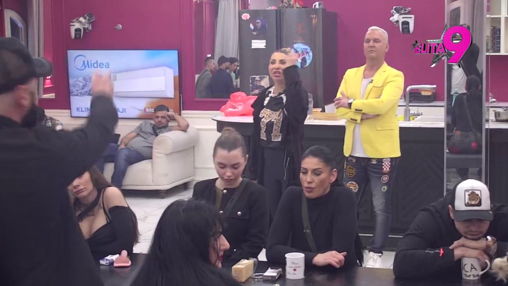 Karambol se nastavlja! Aneli tvrdi da je Luka ZABRANIO da Asmin vidi Noru, iako je ona majka, Durdžić potvrdio Vujovićevu priču: Sita mi je rekla da... (VIDEO)