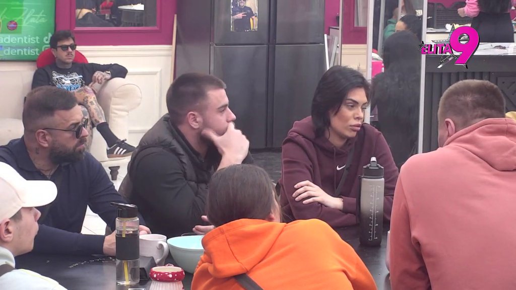 Shvatio da nešto mulja! Viktor počinje da sumnja u Minu, oduvao je zbog afere CRVENO SRCE (VIDEO)