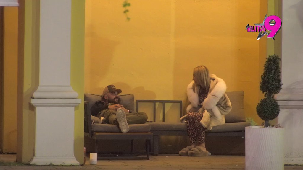 Razdvojio si kao krevete, isto kao što si pakovao stvari iz stana: Aneli nakon ture plakanja napala Luku, umalo da ispliva prljav veš iz njihovog odnosa! (VIDEO)