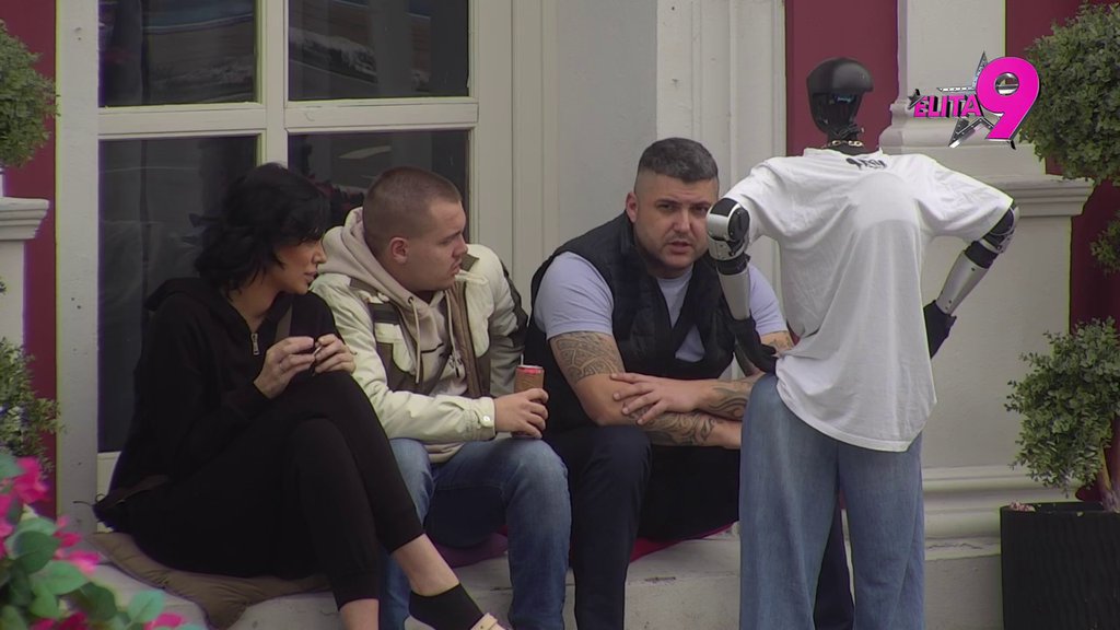 Isto je da li bičao o ĐUBRETU ILI O FILIPU! Asmin brutalno ponizio Đukića, Dača otkrio šta je pričao o Staniji! (VIDEO)