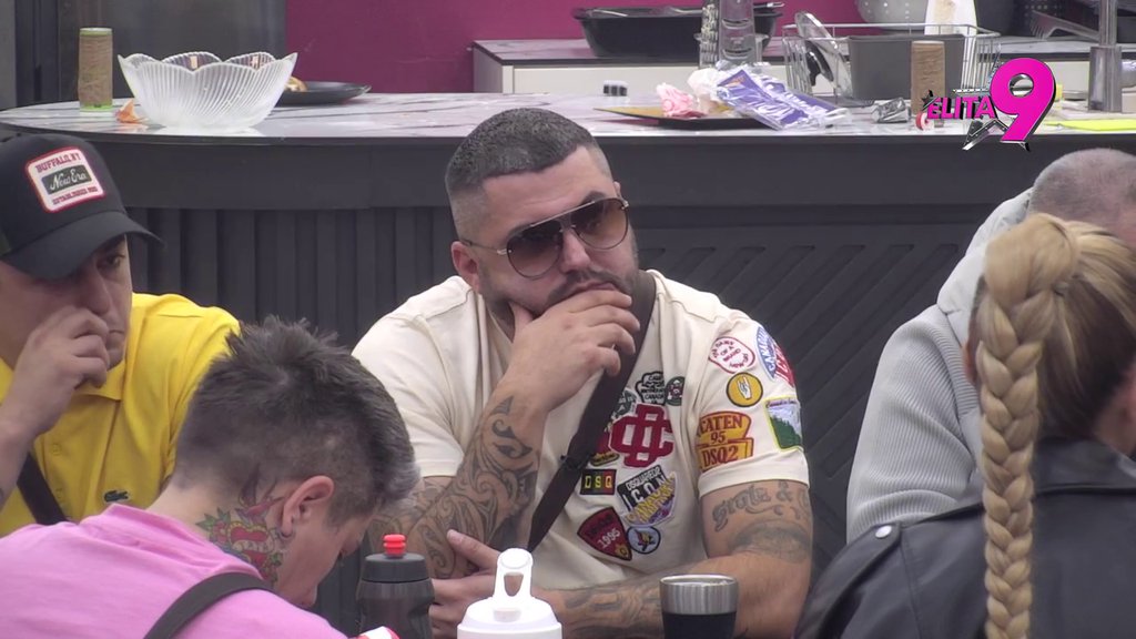 ŠOK! Ena Čolić iznela škakljive detalje o Anelinoj prošlosti, Asmin će povileneti zbog ovih reči! (VIDEO)