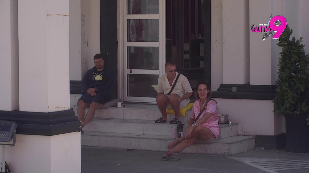 Car je za Asmina HERKULES! Učesnici ismevaju Durdžića čim su oči otvorili, veruju da Maja nije prebolela Filipa! (VIDEO)