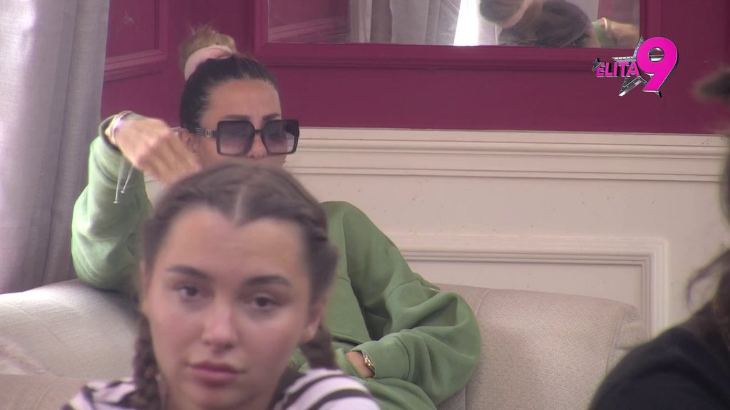 Pomutio joj mozak totalno! Đukić tvrdi da ima emocije prema Aneli, ali i želju da bude sa Dušicom, Ahmićeva ne zna gde udara! (VIDEO)