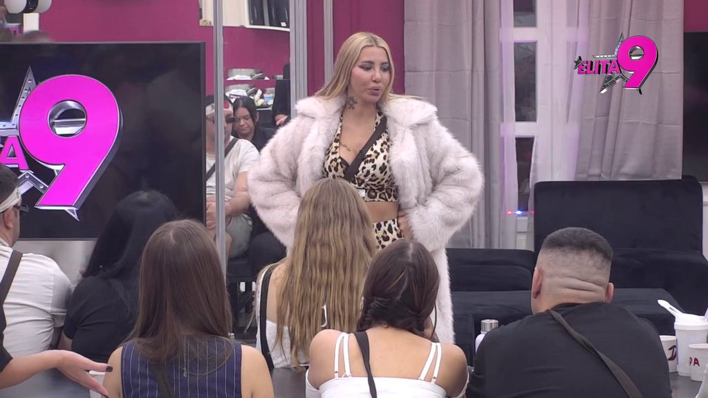 Na silu je sa njim da bi dokazala da je to prava ljubav: Alibaba doveo Aneli do ludila, otkrio koliko mu je prevara OPROSTILA! (VIDEO)