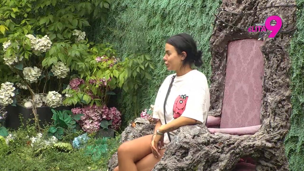 Odavde nosim samo lepe stvari, BEBU I LUKU! Anita prezadovoljna ovom sezonom, nikad bogatija nije bila! (VIDEO)