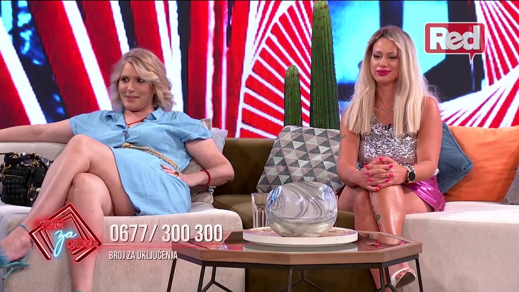 Nema kvalitete, može da bude konobarica: Jelena Golubović žestoko opljuvala Anđelu, ubeđena da se UZVEZIDILA bez pokrića: Ona je ćurka ako misli da će da pobedi! (VIDEO)