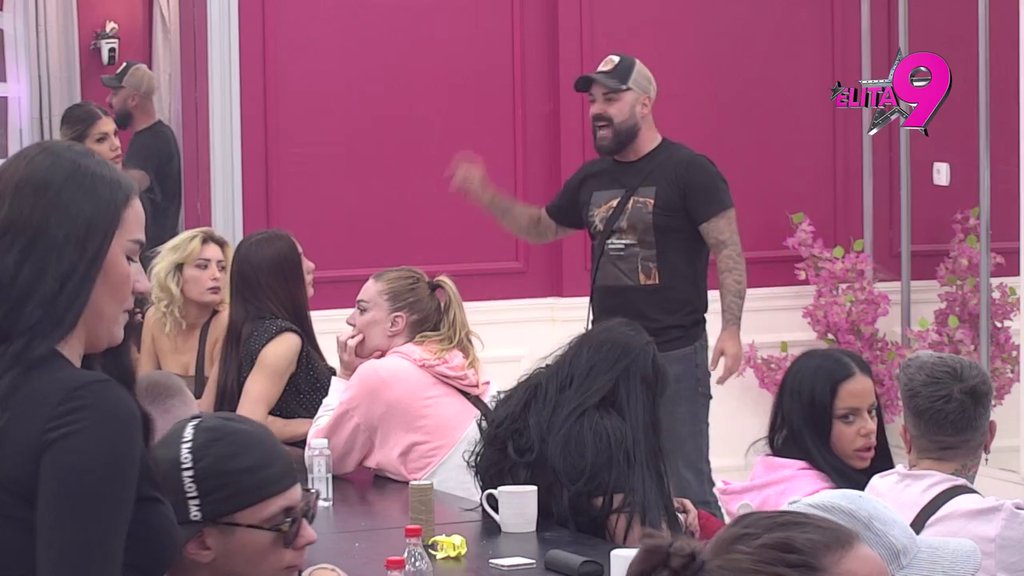 Gori od ljubomore: Aneli napala Kačavendu zbog Janjuša, Luka joj pružio podršku! (VIDEO)