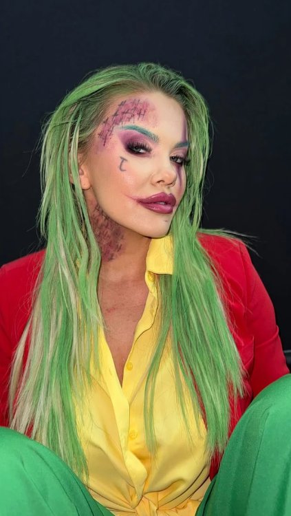 SANJA STANKOVIĆ POKAZALA DEČKA! Nakon burne veze sa Matorom, isplivala fotografija sa ovim mačo muškarcem (FOTO)