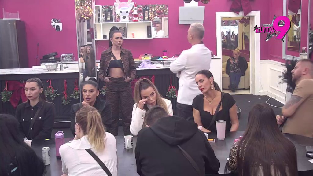 Bolje po mene, manje ću da se ponižavam: Filip da zeleno svetlo Aniti i Luki, preko njihovog flerta neće da pređe! (VIDEO)