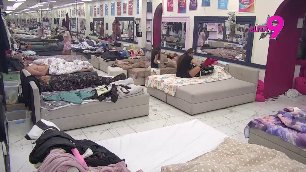 VELIKI ŠEF NAPRAVIO POMETNJU: Jednim potezom probudio učesnike Elite 9 (VIDEO)