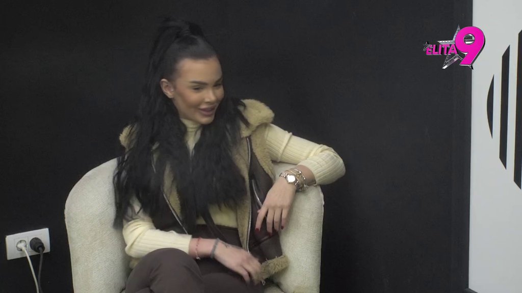 STAVILA SVE KARTE NA STO: Anita otvoreno porgovorila o odnosu sa Lukom, evo da li misli da pokušava da je dovoji od Tamare Radoman! (VIDEO)