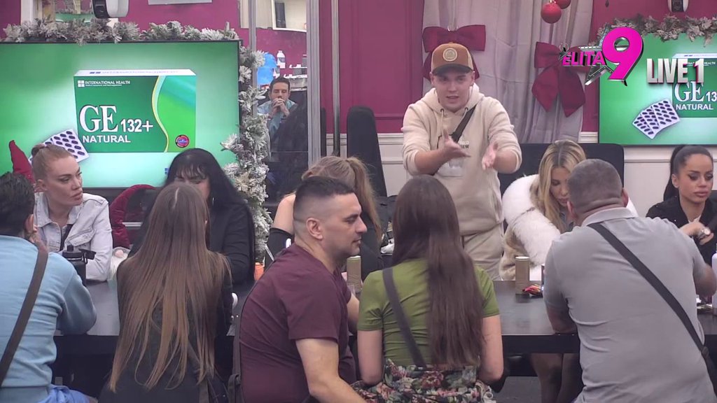 Sama si ukaljala svoj obraz: Dača podsetio Aneli na sva njena nedela i ponizio je, pa urnisao Alibabu! (VIDEO)