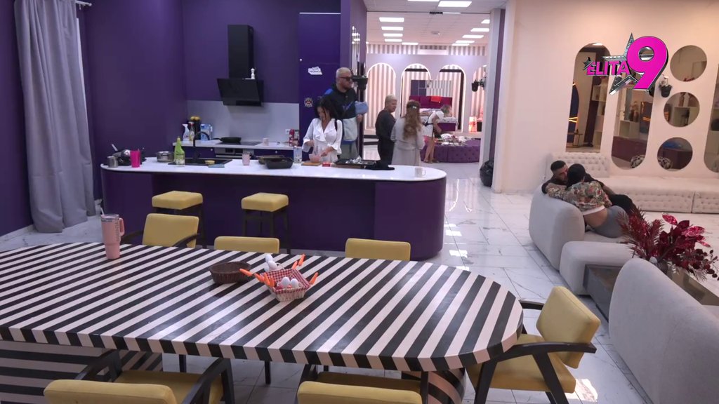 Goca Džehverović ostala zatečena: Uroševe obrve je uplašile, odmah ga posavetovala kao majka! (VIDEO)