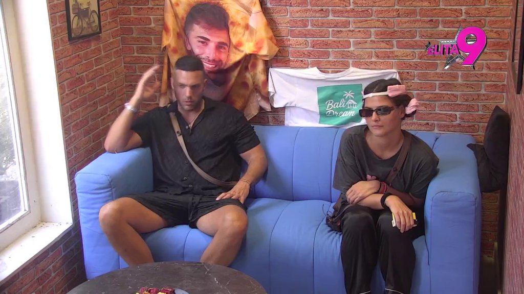 Dobila šut kartu za sva vremena: Anđelo odjavio Boginju, ona pukla od ljubomore na Staniju i počela da ga blati! (VIDEO)