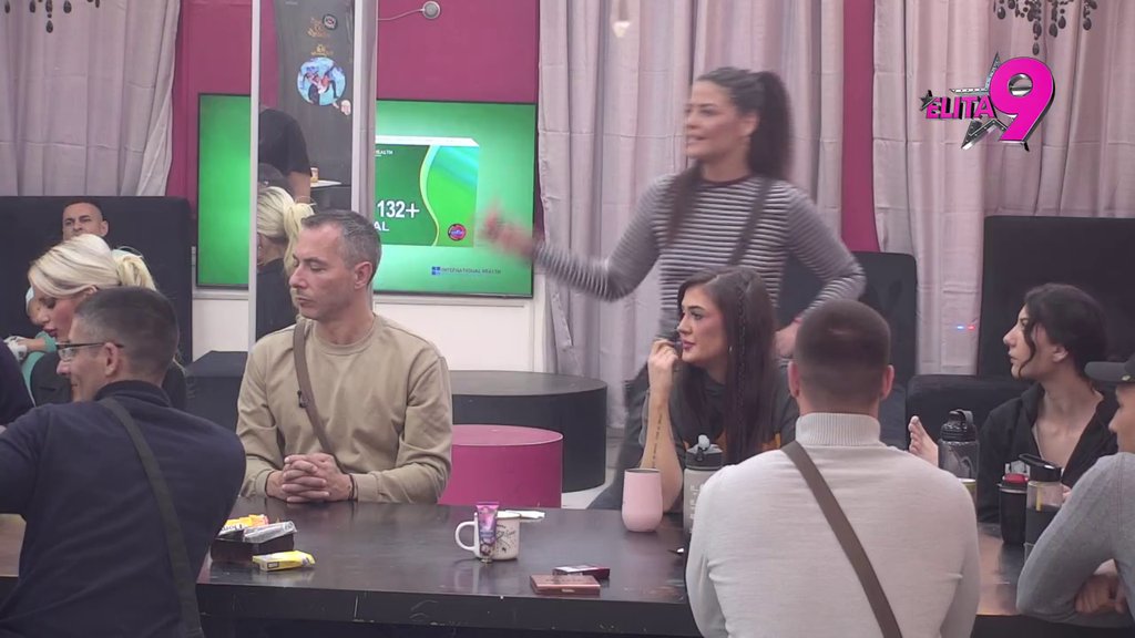 BORA NAPADA SAMO.... Boginja opelala po Santani zbog Anastasije, ubeđen da ne može da je preboli (VIDEO)